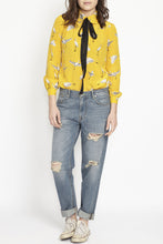 Load image into Gallery viewer, Dora in Yellow Egret Silk Shirt
